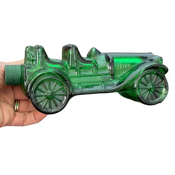 Vintage Avon Car Decanter Green Glass Bottle Empty Cologne Collectible Man Cave - Picture 2 of 16